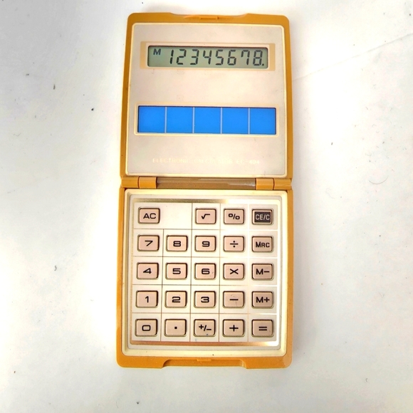 Vintage Radio Shack Electronic Calculator EC-404 - Picture 4 of 9